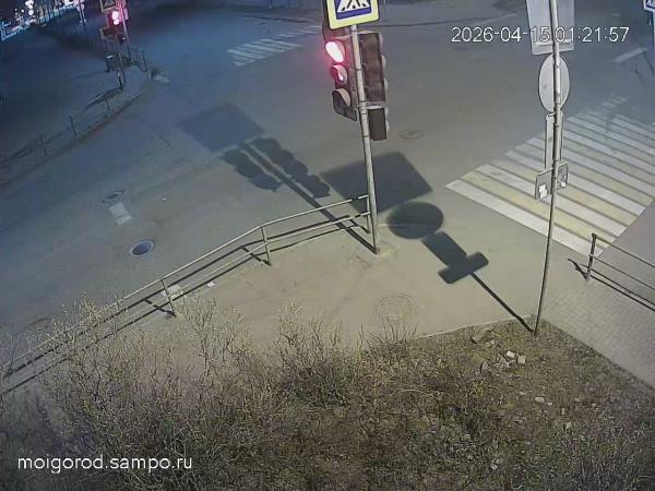 ул. Андропова – ул. Красная