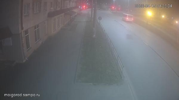 От остановки Детская художественная школа в сторону ул. Гоголя