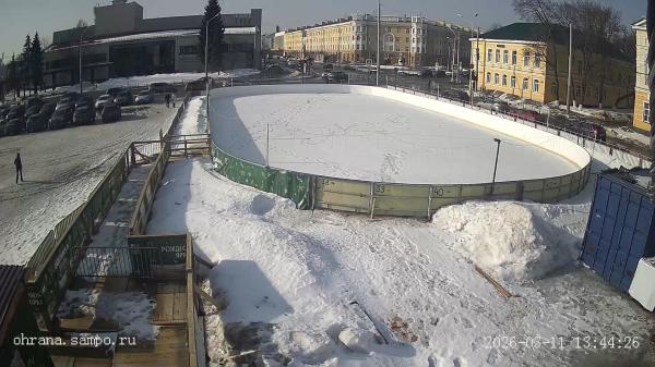 пл. Кирова, каток