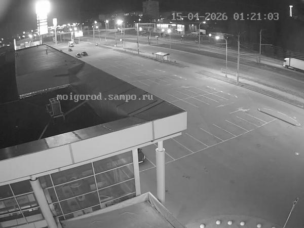 Парковка у ТЦ «Лотос Плаза»